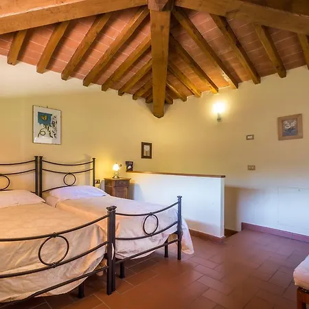 مزرعة للإقامة Podere Casalino ريغلو