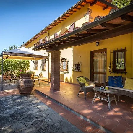 مزرعة للإقامة Podere Casalino *